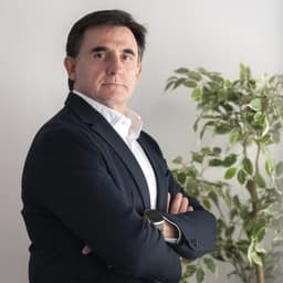 Retrato de Carlos Valera